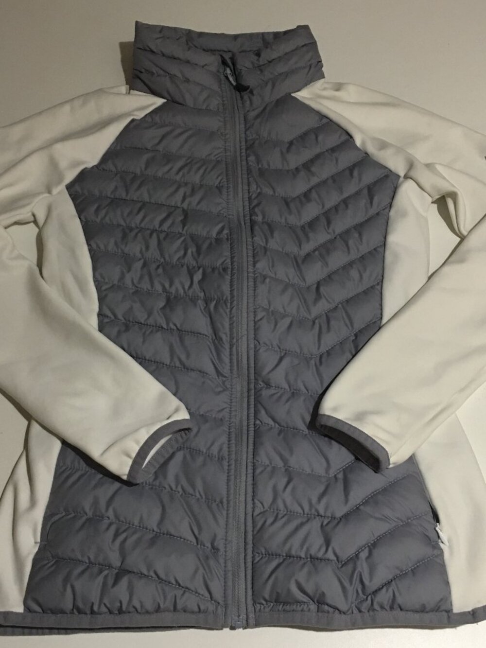 Columbia Jacket Womens Medium Gray Quilted Fleece Hybrid Outdoor Coat Hiking